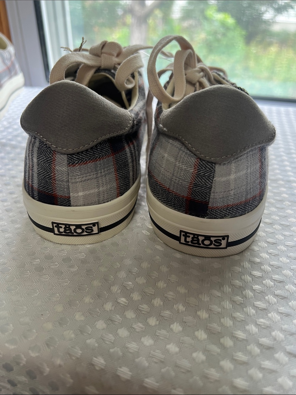 Taos Footwear Plaid Sneakers in Gray, Tan and Rust Z Soul - Picture 3 of 9